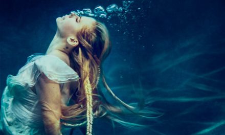 Avril Lavigne – Head Above Water